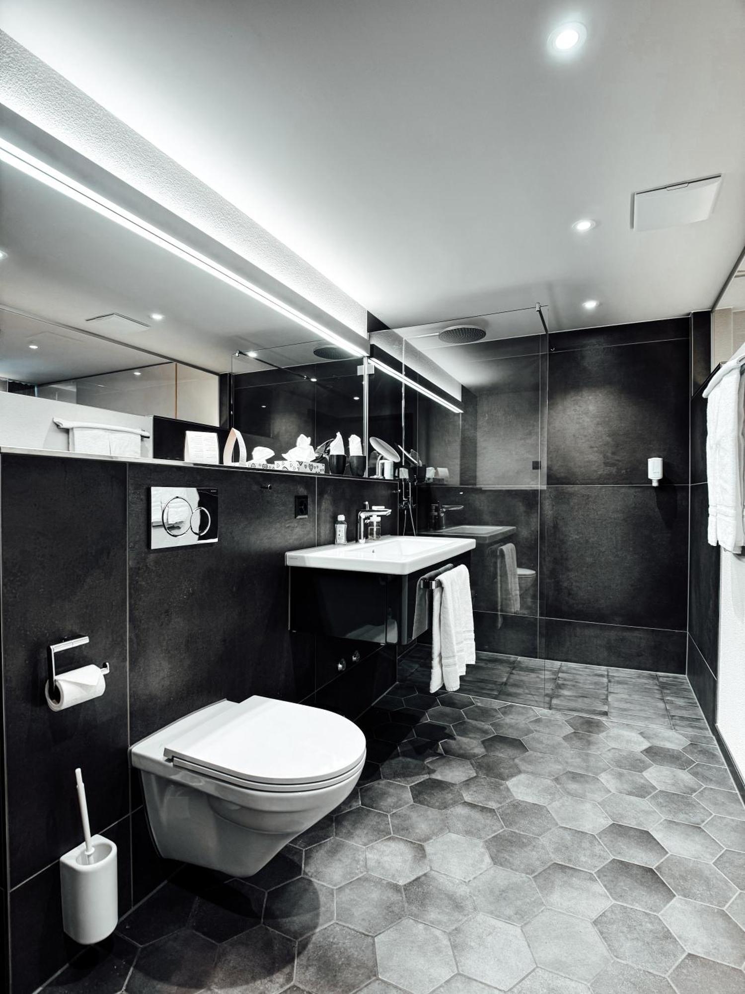 Boutique Hotel Sonne Seuzach Kültér fotó